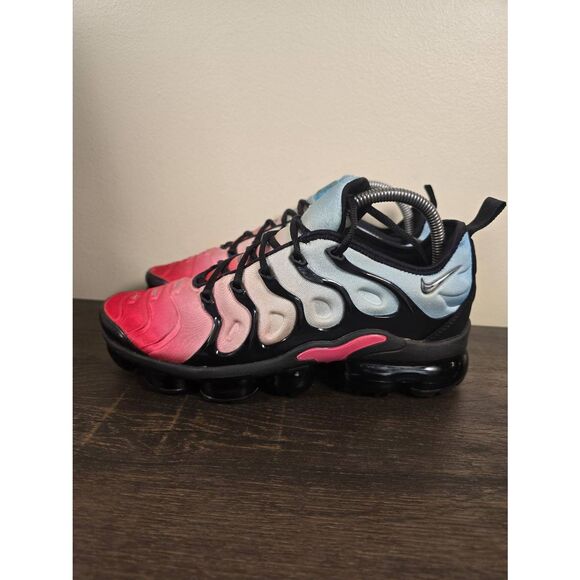 Nike Air VaporMax Plus Rocket Pop  Women’s Running Shoes Size 9 Pink Black - Picture 1 of 7